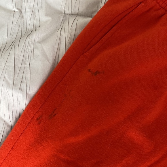 levi’s orange baggy sweatpants - Picture 4 of 4